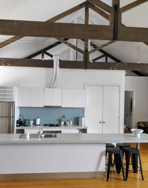 Pips On Mitchell - Beautiful Historic Apartment - Accommodation Bookings 3