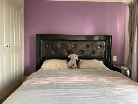 Pleasant Private Room In Taylors Lake Near Melbourne Airport - Accommodation Bookings 1