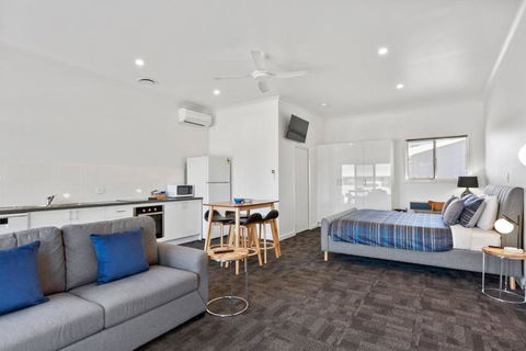 Port Lincoln Shark Apartment 6 - Accommodation Bookings 0