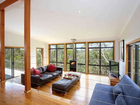 Postcards From The Edge - Accommodation Bookings 2
