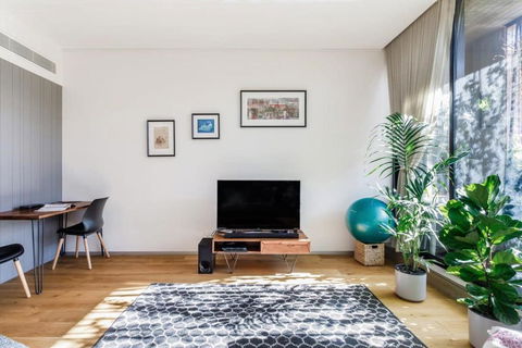 Premium Executive Apt In The Heart Of Fitzroy - Accommodation Bookings 3