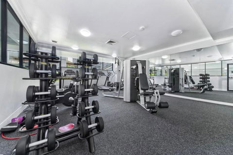 Premium Location In City Centre Sydney With Free Swimming Pool & Gym - Accommodation Bookings 2