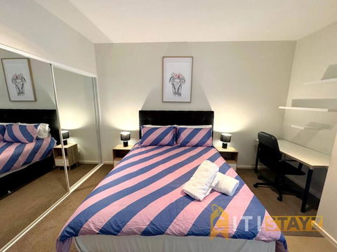 Pretty Penthouse - Close To ANU - Accommodation Bookings 3