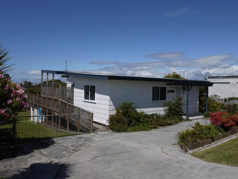 Prime Location - Totally Refurbished - Accommodation Bookings 0