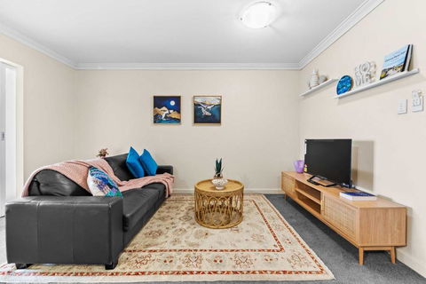 Prime Perth Apartment - Accommodation Bookings 1