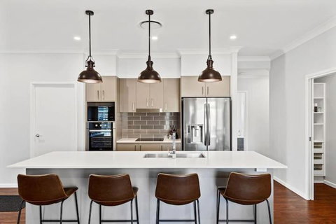 Private Mudjimba Beach Abode - Accommodation Bookings 3