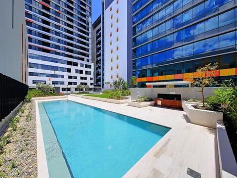Private Bedroom & Bathroom In Shared Inner Brisbane Apartment - Accommodation Bookings 0