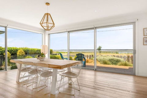 Pukeko Beach House - Accommodation Bookings 1