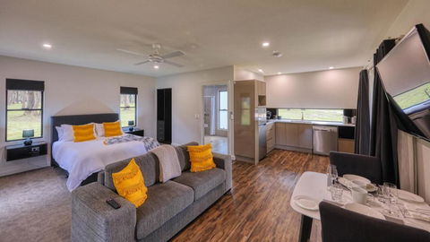 Quaffers On Storm King - Accommodation Bookings 3