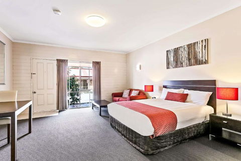 Quality Inn Colonial - Accommodation Bookings 3