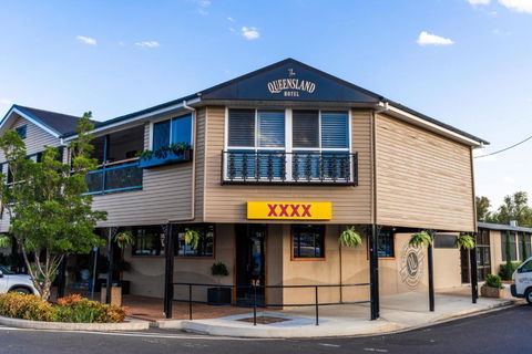 Queensland Hotel - Accommodation Bookings 0