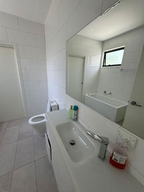 Quiet And Cozy Corner - Accommodation Bookings 3