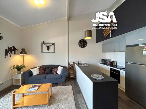 Razorback 6 - Accommodation Bookings 2