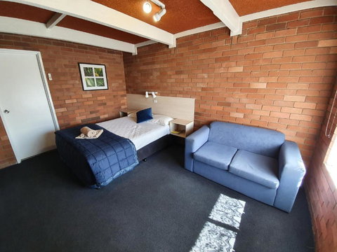 Red Chief Motel - Accommodation Bookings 2