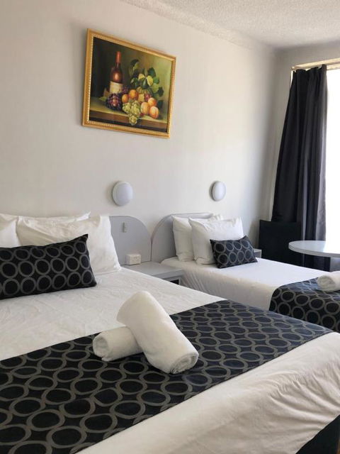 Queanbeyan Motel - Accommodation Bookings 3
