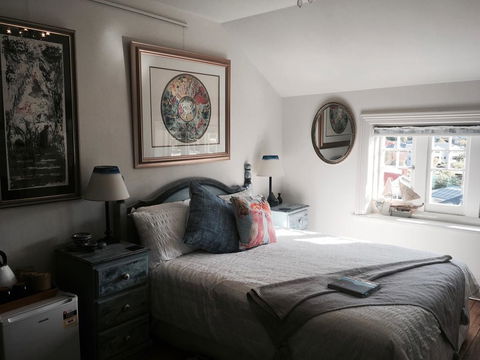 Assemblage Boutique Art B & B - Accommodation Bookings 1