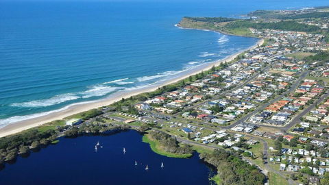 At The Beach - Lennox Head - Accommodation Bookings 2