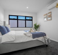 AU.JOY 3 Bed Townhouse Burwood 3 - Accommodation Bookings