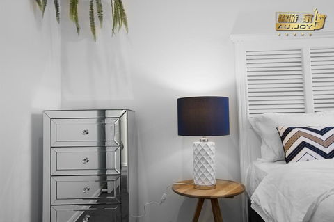 AU.JOY 3 Bed Townhouse Burwood 3 - Accommodation Bookings 1