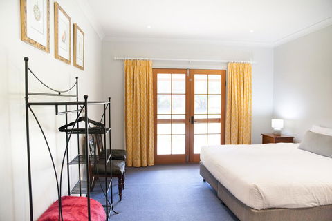 Audrey Wilkinson Vineyard - Accommodation Bookings 1