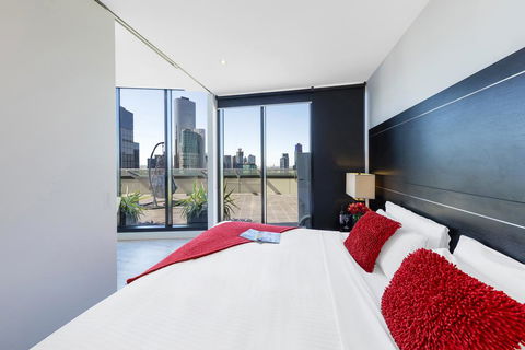 Aura On Flinders Serviced Apartments - Accommodation Bookings 3