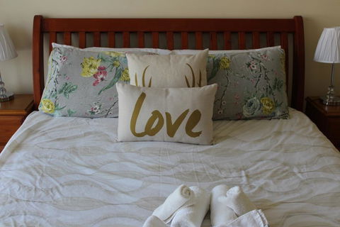 Australian Home Away @ Doncaster Elgar - Accommodation Bookings 3
