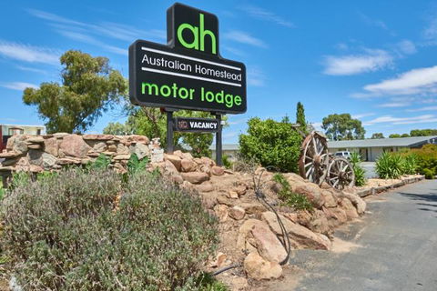 Australian Homestead Motor Lodge - Accommodation Bookings 0