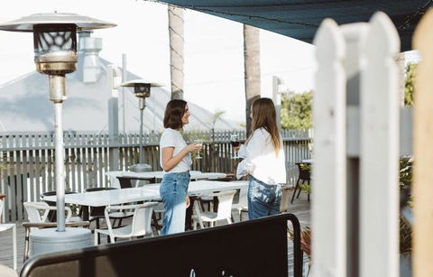 Australian Hotel - Gympie - Accommodation Bookings 2