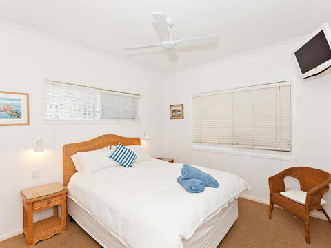 Avalon 2- Uninterrupted Views- Almost On The Beach! - Accommodation Bookings 2