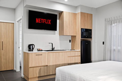 AVENUE MOTEL APARTMENTS - Accommodation Bookings 3