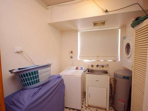 Avilla Court 2 - Accommodation Bookings 3