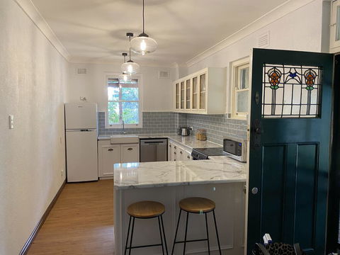 Avoca House - Circa 1900 Gorgeous Federation Home - Accommodation Bookings 2