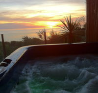 Award Winning Beach Front Retreat - Accommodation Bookings