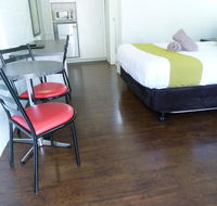 Azalea Motel