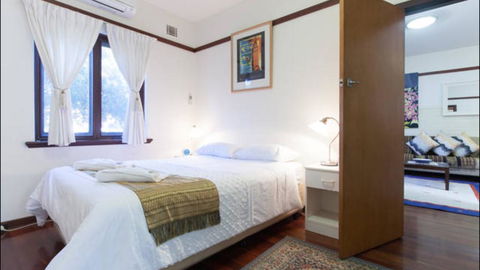 B4 Apartment Close To City, UWA, Nedlands & Swan River - Accommodation Bookings 1
