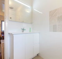 B7 Close to UWA Swan River Cafes and The New Children's Hospital - Accommodation Bookings