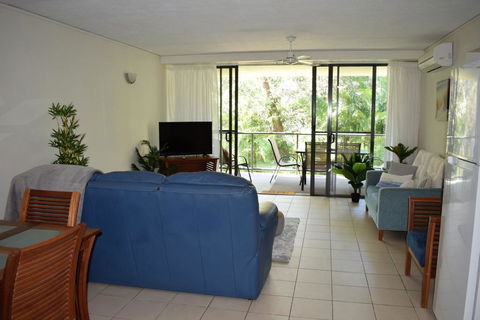 Baden 43 - Rainbow Shores, Family Beachside, Air Conditioned, Resort Unit - Accommodation Bookings 3
