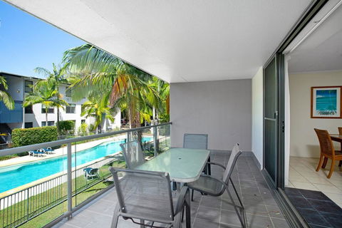 Baden 77 - Rainbow Shores, Pools, Outdoor Spa, Walk To Beach - Accommodation Bookings 0