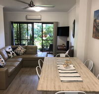 Balcony Apartment Port Douglas - Accommodation Bookings