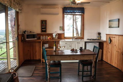 Balingup Heights Hilltop Forest Cottages - Accommodation Bookings 1
