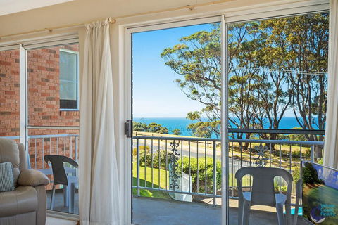 Ballingalla Apartments - By The Golf Course - Accommodation Bookings 3