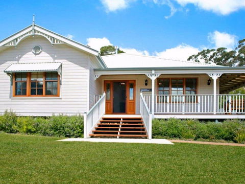 Ballogie Lodge - A Quality, Timeless Retreat - Accommodation Bookings 0