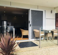 Balmoral Apartment Binalong Bay