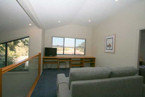 Banjos Way 2/23 Banjo Patterson Crescent - Accommodation Bookings 2