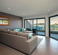 Barefoot Bliss  Fingal Bay