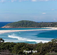 Barefoot' 7/44 Marine Drive - Fabulous Fingal Bay