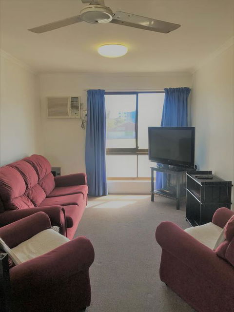 Bargara Beach Motor Inn - Accommodation Bookings 3