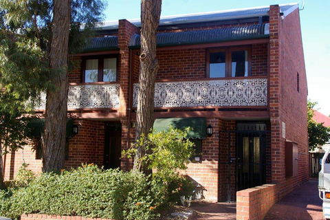 Barker Road - Accommodation Bookings 0