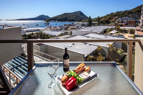 Barrington, 713/35-45 Shoal Bay Road - Accommodation Bookings 1