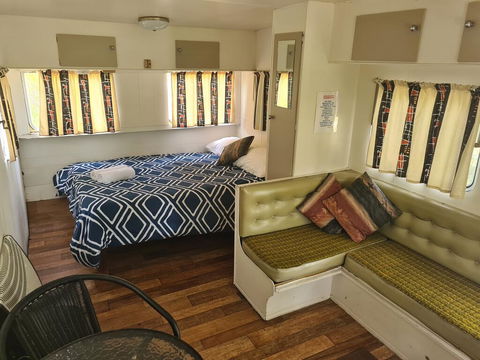 Bateman Bay Holiday Park & Batemans Bay YHA - Accommodation Bookings 0